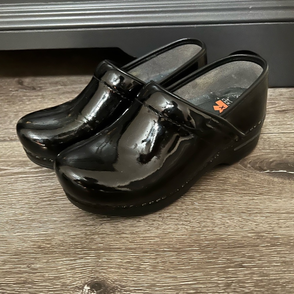 Dansko XP - Size 35 - New